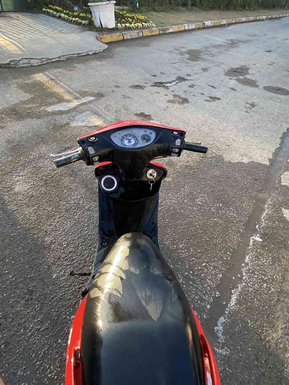 السلام عليكم ثعلب للبيع كامله من كلشي بلديه كله كابريتر اصلي كله شغاله كفرات شرط اصليه نكره بكل وقت سلف هندر كله شغاله بيه فقط البرغي مال كور شادله هاذه البرغي موضح بلصور واكفله من النضوح والتنقيص والسرقه بلاديه كله سعره450وبيه مجال للشراي مكاني بغداد البنوك رقمي***********
