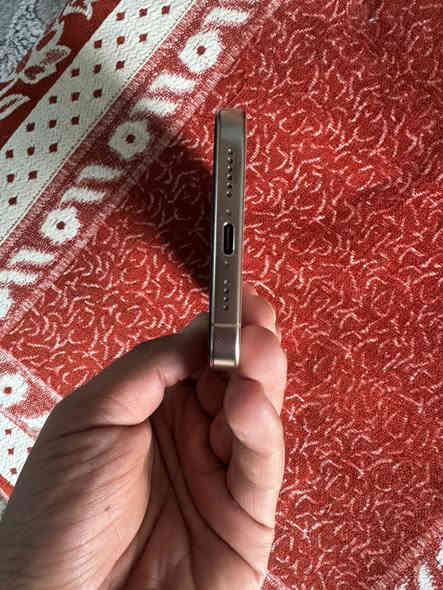 ايفون 16 برو ماكس للبيع مكاني كربلاء الحر
كامل كارتونه وغراض 
بطارية 92 

جهاز جديد تك سيم 

سعر 1350 للاستفسار الاتصال ***********
