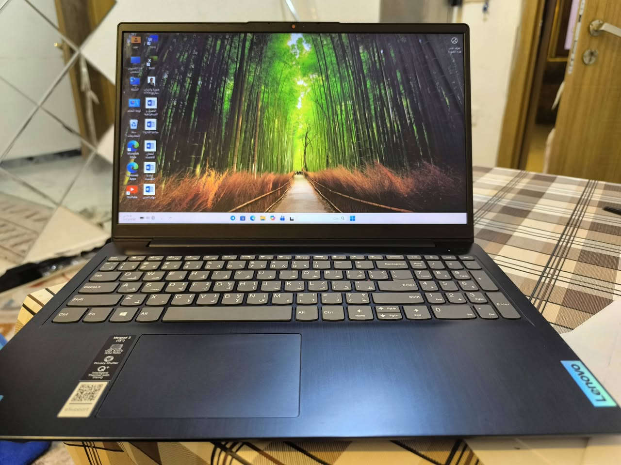 Lenovo IdeaPad 3
موديل 2023 شاشة حجم 15.6fullhd 
لابتوب اعمال مكتبية و تصفح والعاب خفيفة ذاكرة 512 ورام 4 جيجا قابل للتبديل بأكبر و تلعب الالعاب الي تعجبك 
 السعر 450 وبي مجال للناس الطيبة ❤️ *********** واتساب فقط
