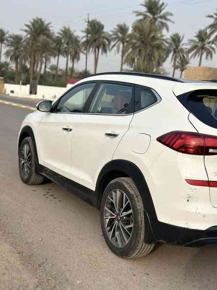 سلام عليكم توسان موديل 2020خليجي فول مواصفات واحد على واحد شركت الكاصد بعد خمس عدسات كراسي ٢كرباء وجلد مري كهرباء لد امامي وخلفي بني رومه وبعد بيها هواي موصفات بيها شويه بارد بل قبق الجنطه موضحه بل صور واباقي مكفوله السعر 210وببها مجال مكاني بغداد المحمودية هاذ رقمي ***********
***********
