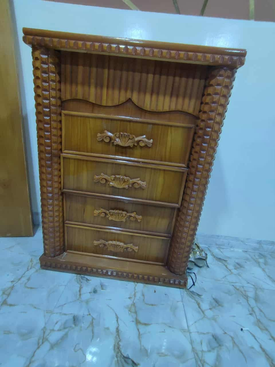 السلام عليكم غرفه درجه اولى للبيع باقي تفاصيل خاص مكاني موصل سعر مناسب


**إذا كنت صاحب هذا الإعلان وتريد حذفه لأي سبب، رجاءا أرسل رسالة إلى الدعم الفني**