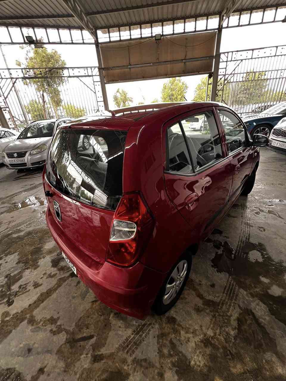 السلام عليكم 
هونداي i10 للبيع 
موديل 2015 
ماشية 98 الف 
السيارة حلوه و جاهزة للأخير اي نقص مابيهة من تبريد من كير من محرك من صدر  السيارة مال جناي بلعافيه عل ياخذهة 
السياره واكع عليه بلوكه و مبدل بيهة الجاملغ و البنيد اصليات  مابيهة اي دواخل 

السعر : 83 ورقه و بيهة مجال 
العنوان : بغداد - البياع
للأستفسار : ***********
