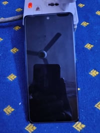 S20 FE 5G • ١٢٨ • شاشة ١٢٠ هرتز