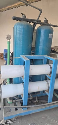 ‏جهاز أرو حجم ٢طن ‏مع  تانكي عدد ٢ / سعة الواحد 10000 ‏أستخدم ٢٠ يوم و...