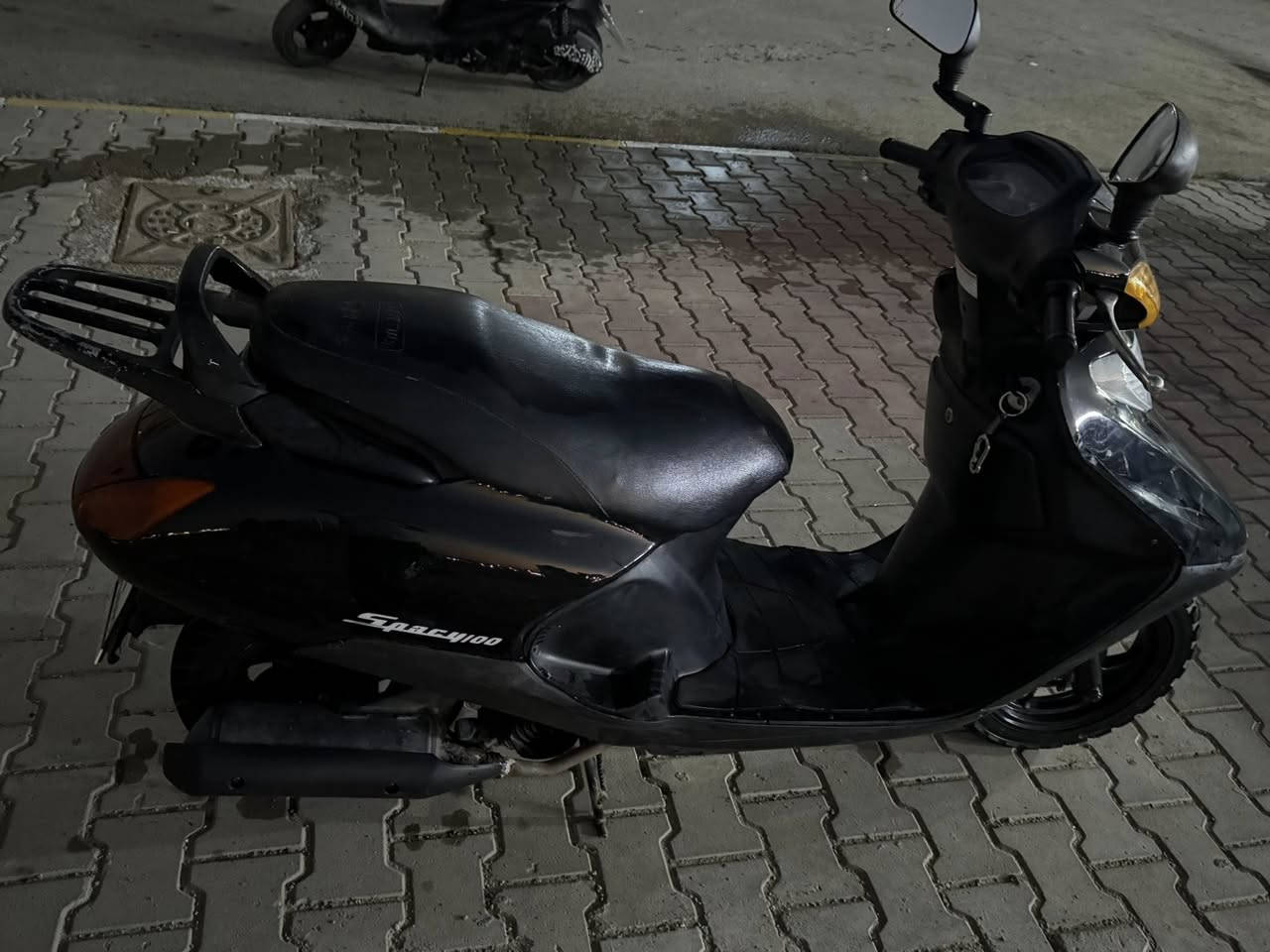 اسبيسي ياباني للبيع
مكينه مفتوحه خير من الله 
كهربائيات كله شغاله سلف هندر 
العنوان كوت داموك 
للستفسار اتصل 
***********
