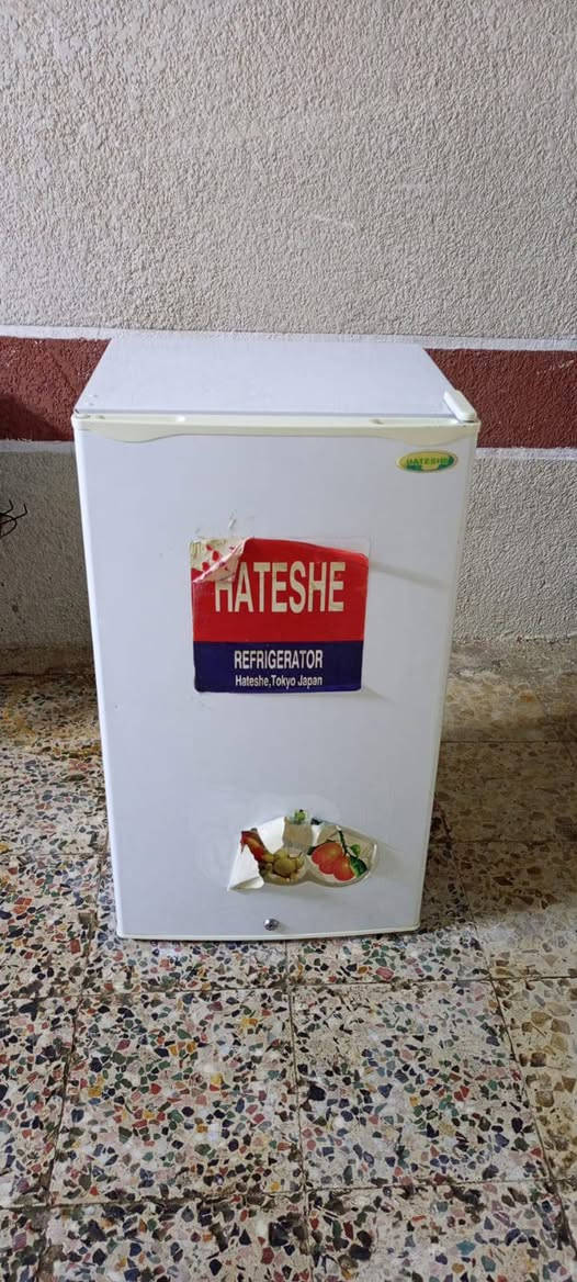 ثلاجه للبيع شغاله شرط الشغل بلاد السعر 75 ابيها مجال عنوان بصره حيانيه دور الشرطه رقم الهاتف***********
