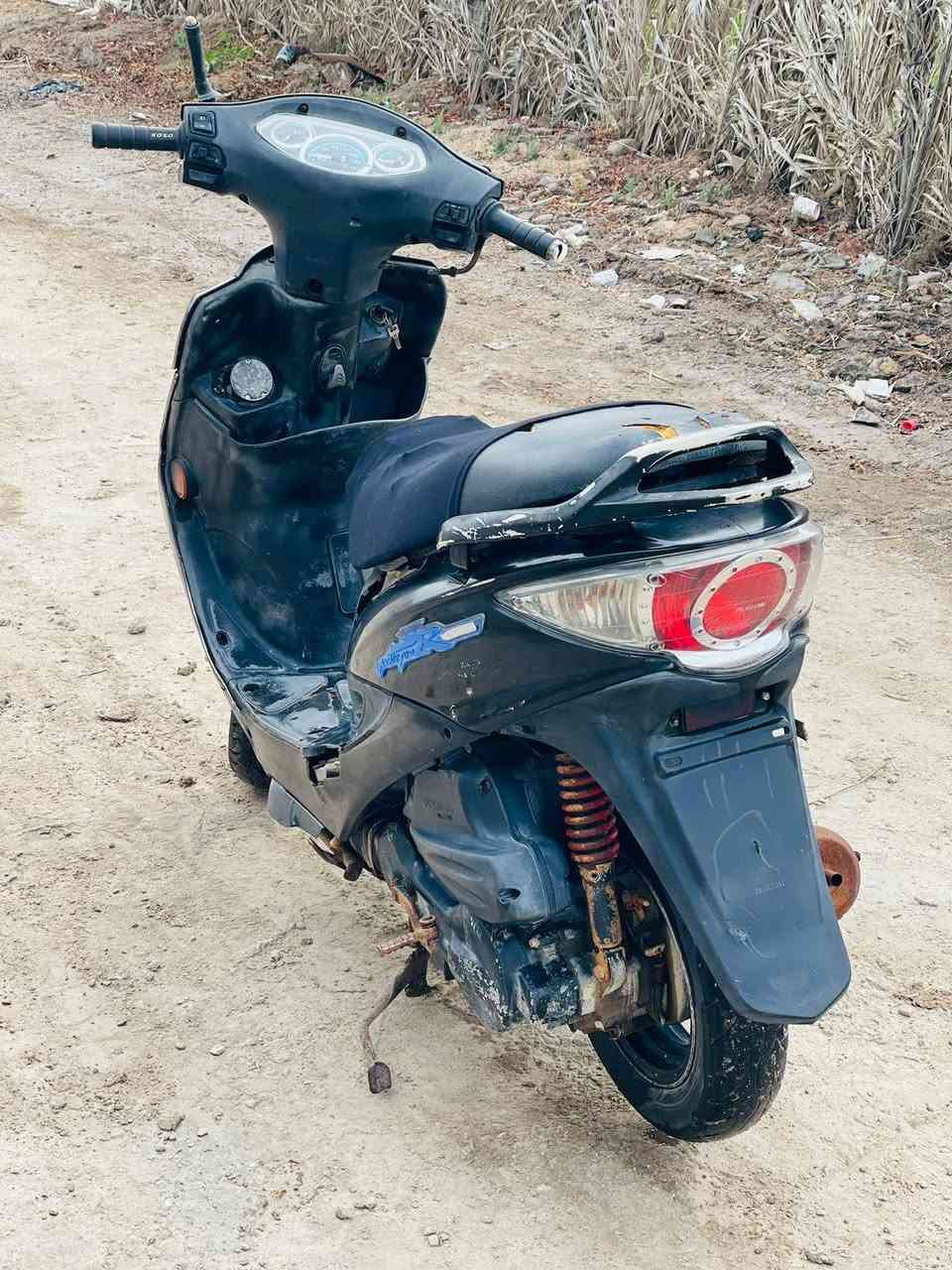 جي فور عوزه تجفيت حاليا طافيه كفرات اصليه مختمه كامله يحتاج ترتيب بسط كهربائيات شغال سعر ب١٧٥ وبيه مجال


**إذا كنت صاحب هذا الإعلان وتريد حذفه لأي سبب، رجاءا أرسل رسالة إلى الدعم الفني**