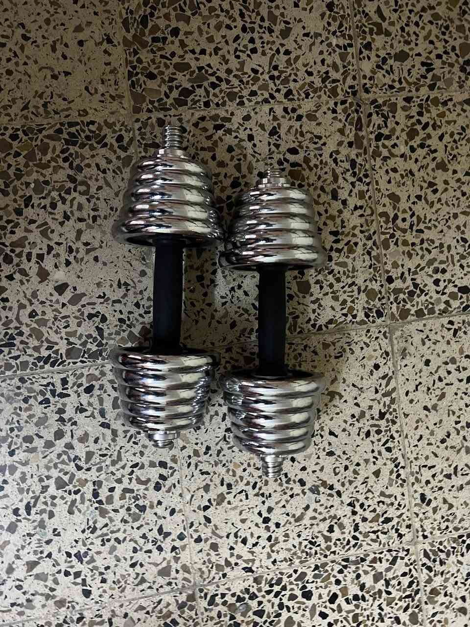 سلام عليكم مصطبه متعدده التمارين مع ملحقات مستخدم اسبوعين سبب البيع عدم التفرغ :شفت عدل وزن 7 كغم مع اقراص للشفت قرصين 5 كغم +قرصين 2.5 كغم + كيرل+ سحب + تراي, كيرل سيقان +2 دمبلص وزن الدمبلص الواحد 15 كغم السعر 250 الف

للاستفسار رقم الهاتف *********** 
او على الخاص
المكان كركوك
