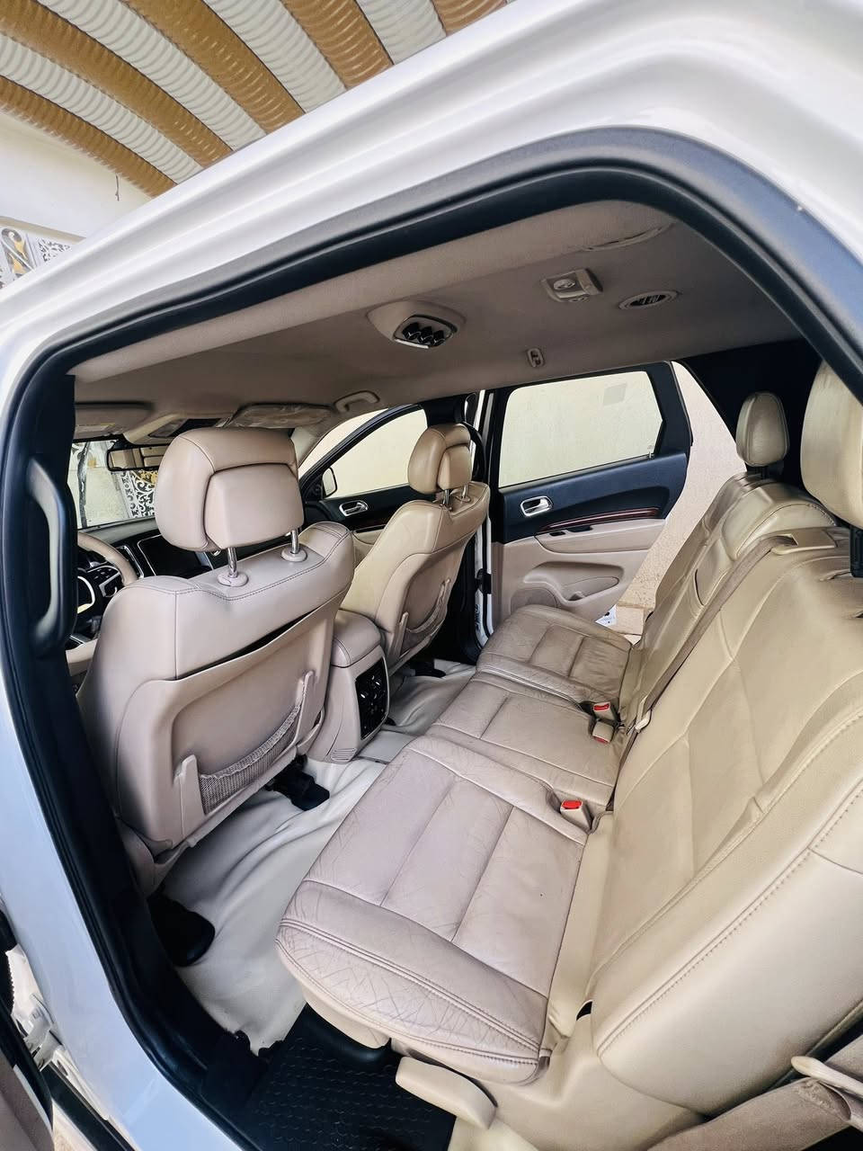 للبيع دورنكو 2014رقم بغداد وارد خليجي كفاله كفاله عامه  حته من البارد بيه فقط طخه كد اصبع فول مواصفات عده الفتحه ***********مكينه كير حداده كله كفاله مكاني بصره ابو الخصيب السياره نضيفه
