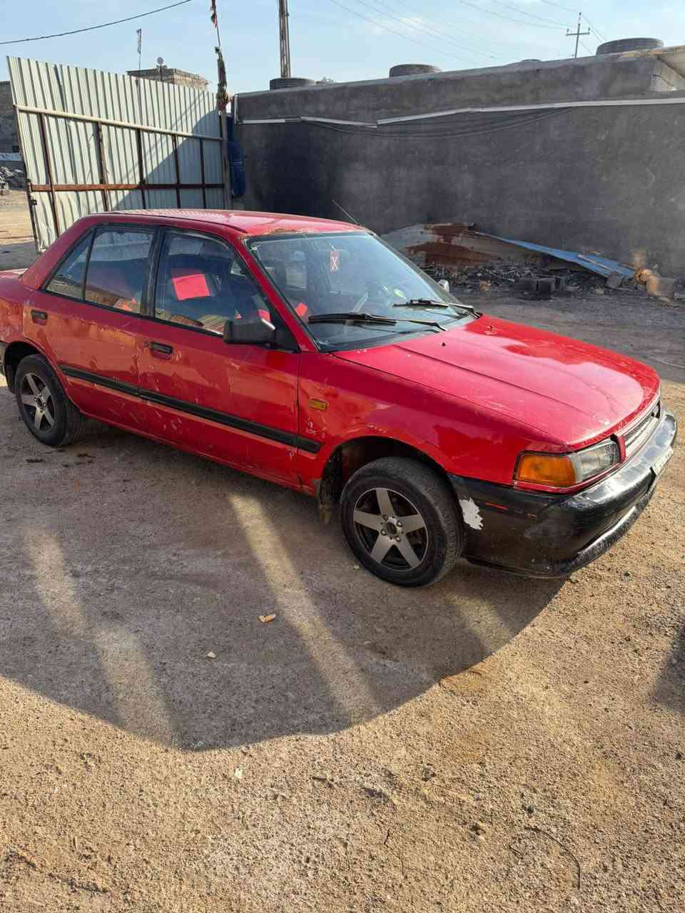 السلام عليكم
سياره مازده للبيع موديل. 91
رقم بغداد مشروع وطني. سنوية منتهيه
تخم تاير حداديه دوشمه جديده
السعر 30وبيهه مجال قليل
العنوان بصره شط العرب
***********
