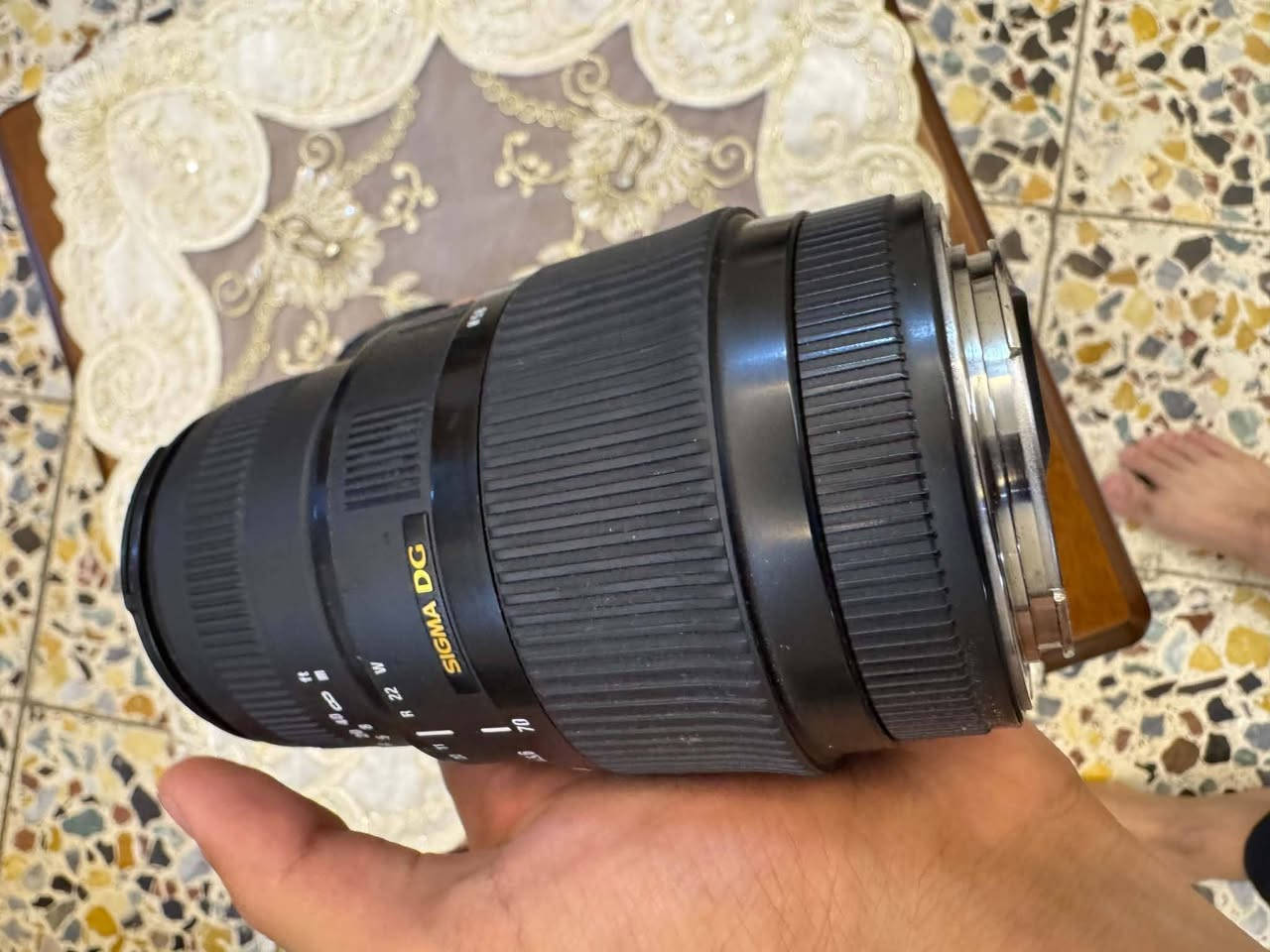 للبيع عدستين كانون:
📸 Canon 18-55mm 📸 Canon 70-300mm
العدستين بحالة جيدة جداً وشغالات 100%، العدسات نظيفة والفوكس شغال طبيعي، وما بيهن أي مشكلة.
السعر:(425) وبيهن مجال 
للتواصل: 📞 ***********
