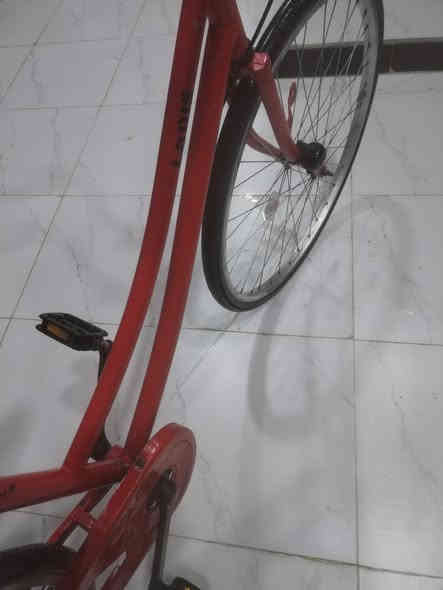 سلام عليكم باسكل للبيع فول نصافه كامل ماعوزه شي غراضه كلها كامله لون مميز السعر 85 وبي مجال مكاني كوت حي الجهاد السفحه ***********
