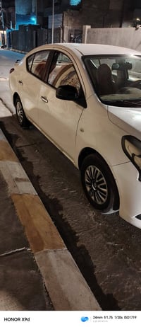 نيسان سني موديل 2016 حادثهة چاملغ خلفي شوية صبغ يم التاير  وبيهة شبر ب...
