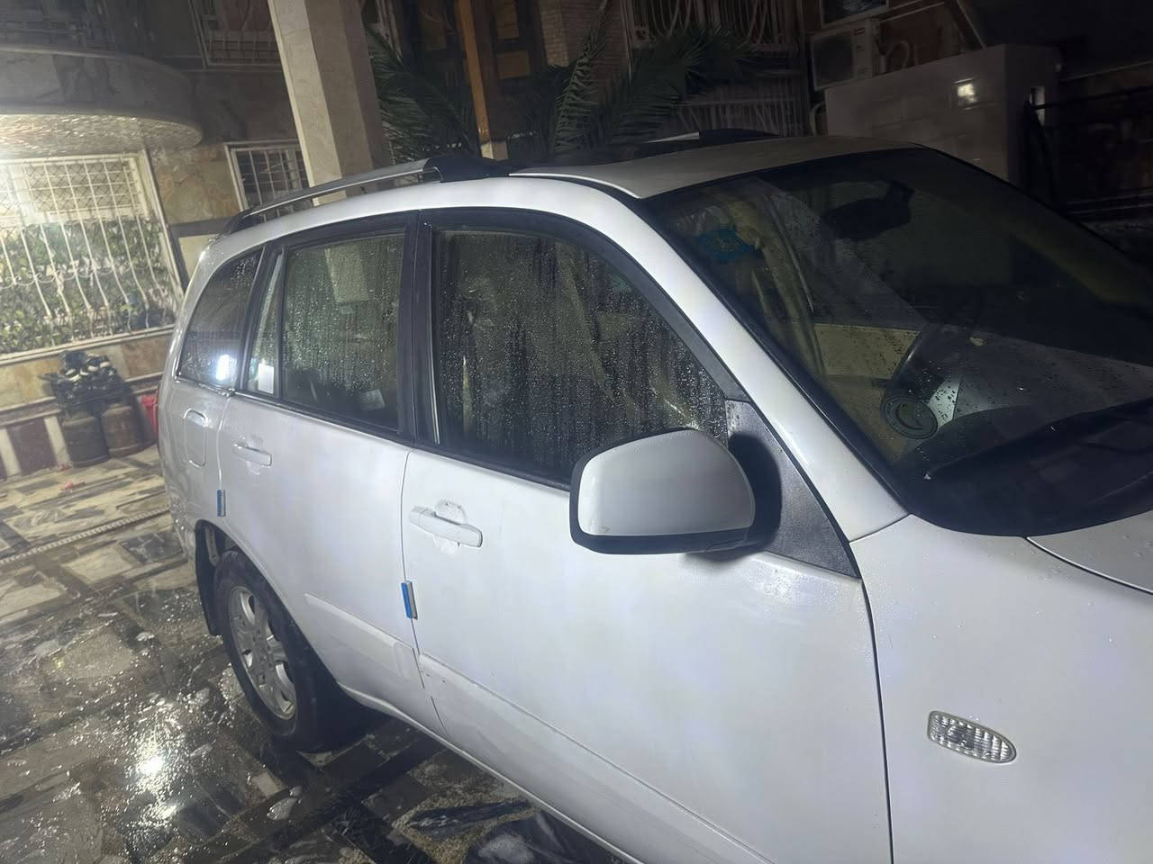 سلام عليكم سياره للبيع موديل 2015 سياره نظيفه والسياره ماشيه 98 الف ولسياره نظيفه ولهزه مالته جديده مصار اله شهر والمكينه مالته نضيفه السياره سعره 80 وبيه مجال قليل مكاني بغداد ورقمه شبه مميز 

رقم الهاتف. ***********
