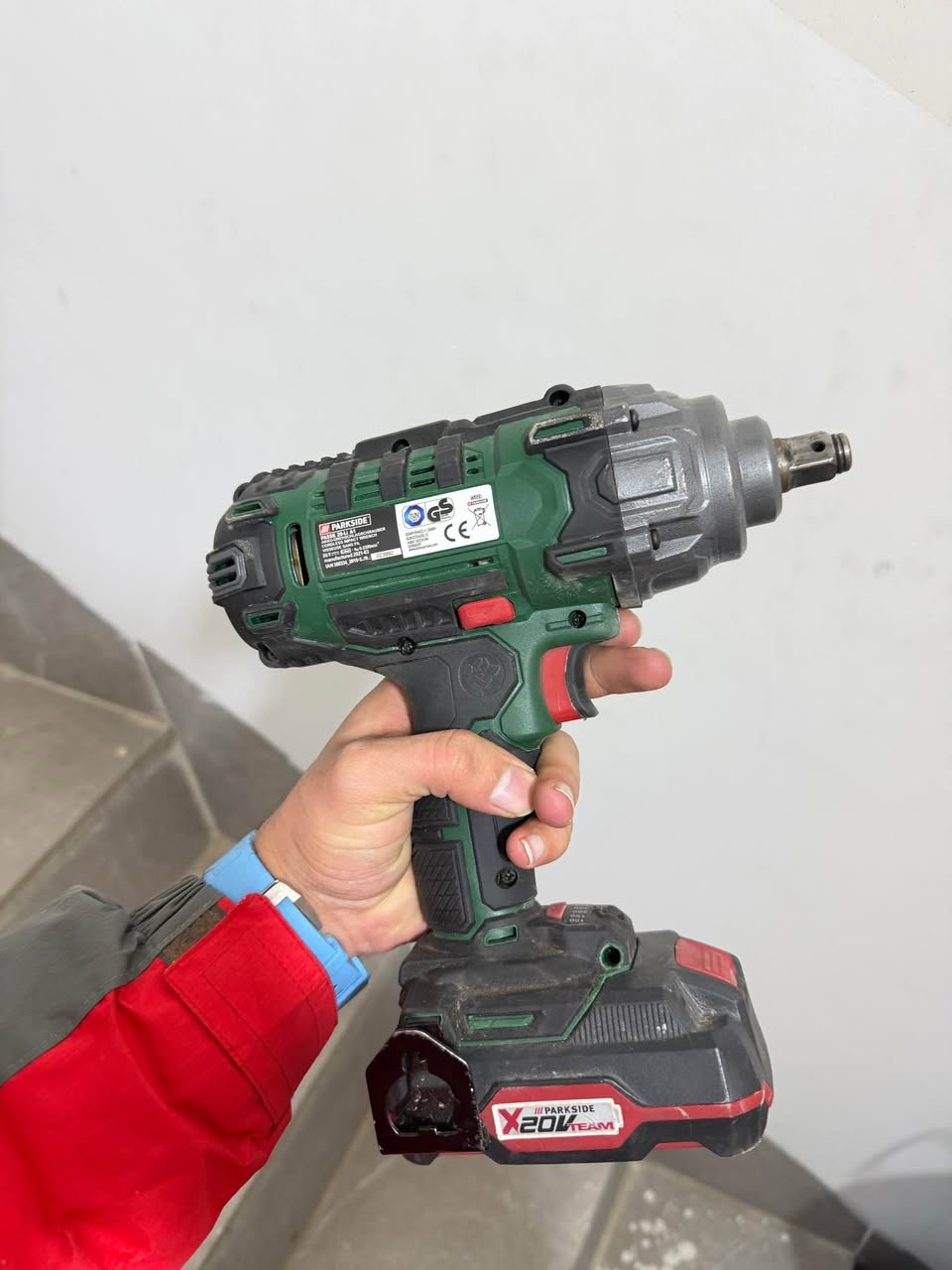 دريل لقمة شحن من ماركة بارك سايد PARKSIDE
دريل لقمة اصلي من شركة عالمية للبيع
وياها شاحنته و بطارية وحدة الاصلي + جنطته الخاص مالتها
عزم - ٤٠٠ نيوتن 
حجم كلش حلو
جميع ملحقات وياها
نضافة فوول واحد مستعمل جم مرة فقط
مع العلم سعر جديد مالتها ١٧٥ الف بسوك
ابيعها ١٥٠ الف و بيها مجال لطيبين ان شاءالله 
موجود توصيل شراي اتفضل خاص 
شرط الفحص توصلك تفحصها امام مندوب يلى تستلم كركوك, العراق


**إذا كنت صاحب هذا الإعلان وتريد حذفه لأي سبب، رجاءا أرسل رسالة إلى الدعم الفني**