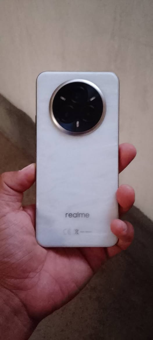 ريلمي 14برو بلاس
تحديث 120
معالج 3 Snapdragon 7 Gen القوي كاميرا120زوم خلفية ثلاثية: 50MP رئيسية + 50

بيريسكوب للتقريب + 8MP واسعة الزاوية . . كاميرا أمامية 32MP للسيلفي

بطارية ضخمة 6000mAh مع شحن سريع 80

. مقاومة للماء والغبار بمعايير 166 / IP68 / IP69 نظام 15 Android بواجهة 6.0 Realme Ul . ذاكرة داخلية حتى 512GB مع رام 
.السعر:450الف


**إذا كنت صاحب هذا الإعلان وتريد حذفه لأي سبب، رجاءا أرسل رسالة إلى الدعم الفني**