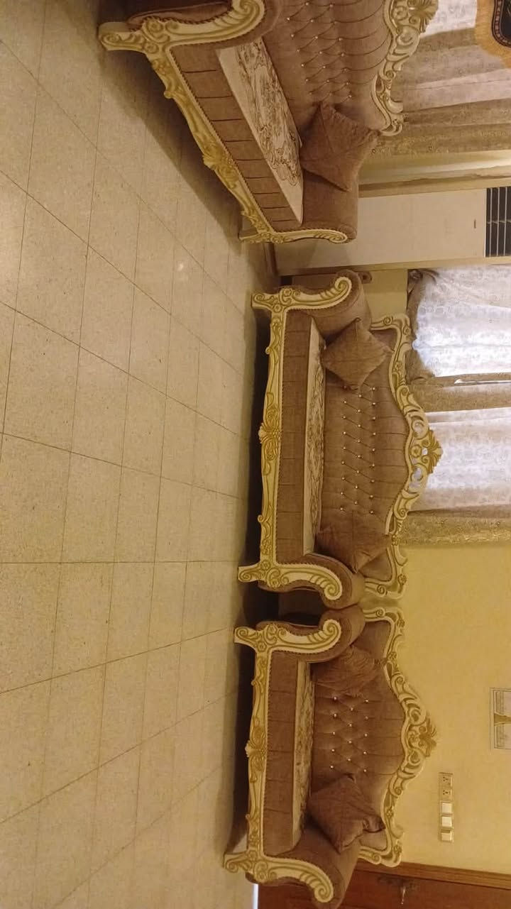 السلام عليكم تخم ماكي بهاذه الشكل نظافة 90% رايدي ب750


**إذا كنت صاحب هذا الإعلان وتريد حذفه لأي سبب، رجاءا أرسل رسالة إلى الدعم الفني**