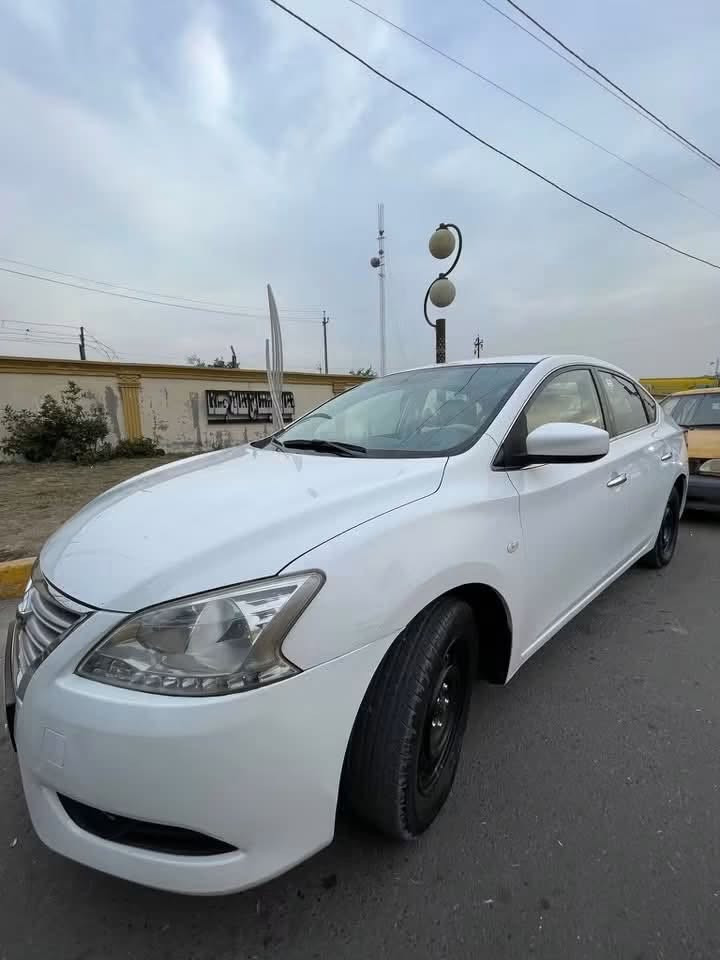 سنترا ٢٠١٦؟ بغداد
باسمي سياره خير من الله 
جديد بيه باب صبخ 
وحالوب قليل بس بسنور يبين
السعر ١٠٠ وبية مجال 
بغداد الشماعية 
***********
سنوية مانافذه  رقم بغداد
