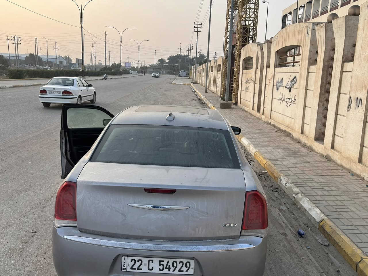 اوباما ١٧  فول مواصفات باسمي هزه لل ٢٠٣٠ 
كفاله كير ومكينه وحداديه 
ماشيه ٧٥ ميل 
استخدام شخصي 
حادثهه خلفي بارد فقط بدون قطره صبغ 
السعر ٢٢٠ 
مكانها سماوه 
*********** 
السونار ب المنشور 
عجبتك اتصل ماعجبتك تولي
