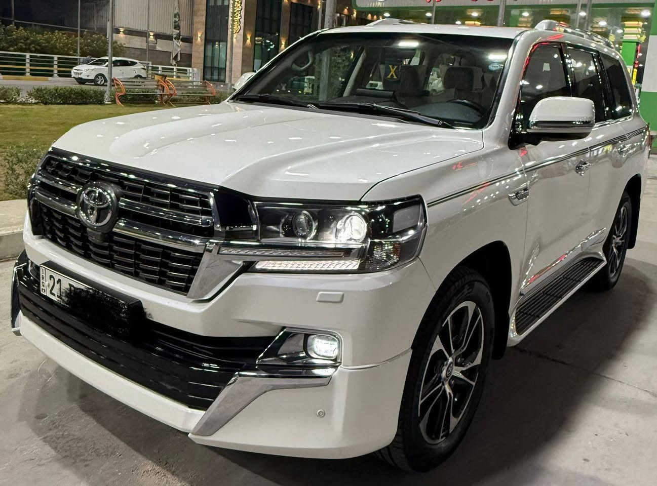 تۆیۆتا لاندکڕۆز 2021 گراند تۆرینگ 
سفری شەریکەی ساز دەرەجە یەک 
فول مواسەفات 
مەکینەی V6 
کوشن کارەبایی 
کێچ لێگزز
3 شاشە 
سڵایت 
8 ئێرباگ 
سندوق کارەبای 
5 کامێرا 
هەموو گیانی بەشەرت 
تەنها دوو شوێنی بچوکی سارد 
رەقم سلێمانی تحویل و غەرامە بەشەرت 

سـعـر : لە کۆمێنت داوابکە ڕاستەوخۆ بۆت دێت 📥 

گێر و مەکیەنەی بەشەرت 
هیچ کێشەیەکی تێدا نییە 

ژمارەی خاوەنەکەی 
***********
