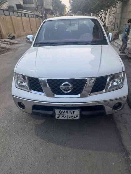 نيسان نيفارا 2014 
مكفوله ما عدا ملاحضات بسيطه 
السعر 118 
***********
