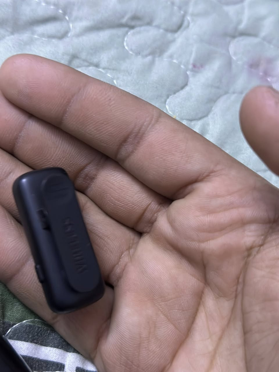 سلام عليكم
نك ماي احترافي 
قطعتين
تشغيل ايفون فقط
يطيني بي سعر 
او مزاد
يوجد توصيل 5 الاف 
للاستفسار والحجز 
***********
