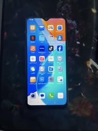 هونر اکس ٦ • ١٢٨ • خطوط واكفه