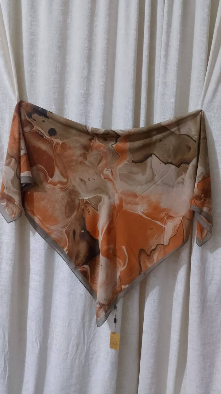 مساء الخير حبايب
موجود عندي احجبة وربطات ودشاديش وقطع قماش و جنط و احذية و بلوزات و هواي شغلات و ب انسب الاسعار 
الي تحب تستفسر او تشوف الصور تراسلني خاص وتدلل 🫶 
متوفر توصيل لجميع المحافظات 3 الآف فقطططط بشهر رمضان


**إذا كنت صاحب هذا الإعلان وتريد حذفه لأي سبب، رجاءا أرسل رسالة إلى الدعم الفني**