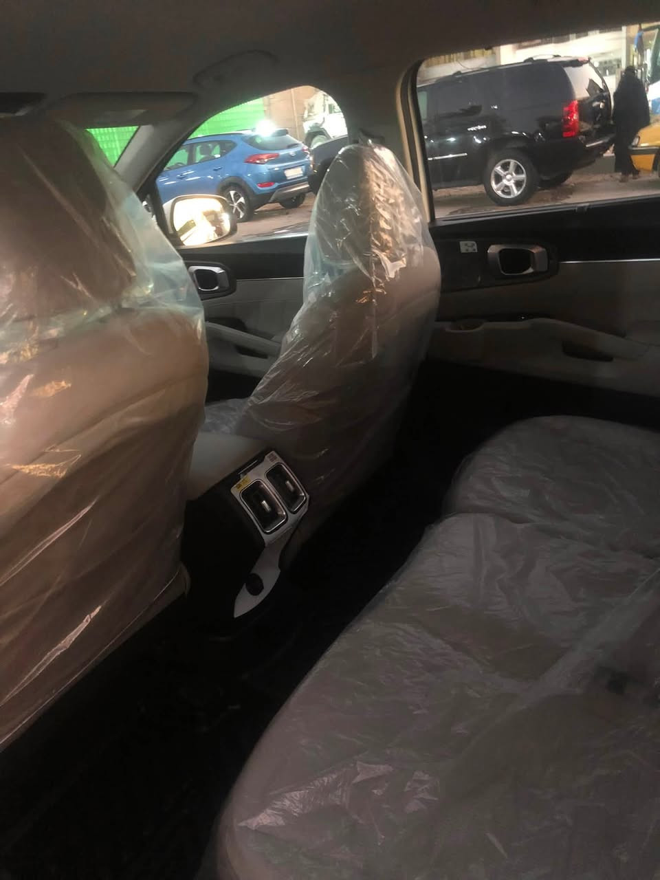 السلام عليكم كيا سورنتو 2025 وارد خليجي مكفوله ماعده 4اصابع بارد باب صدر مصلح PDR تصليح سياره اخت زيرو ماشيه 30 الف صندوك كهربائي اشاير ب مري شاشه متصله لد امامي خلفي هند بريك كهربائي رقم بغداد ب اسمي السعر 295وبيه مجال شي بسيط للاستفسار رقم هاتف *********** عنوان بغداد طالبيه فد ملاحضه سته اسلندر ويل عشرين
