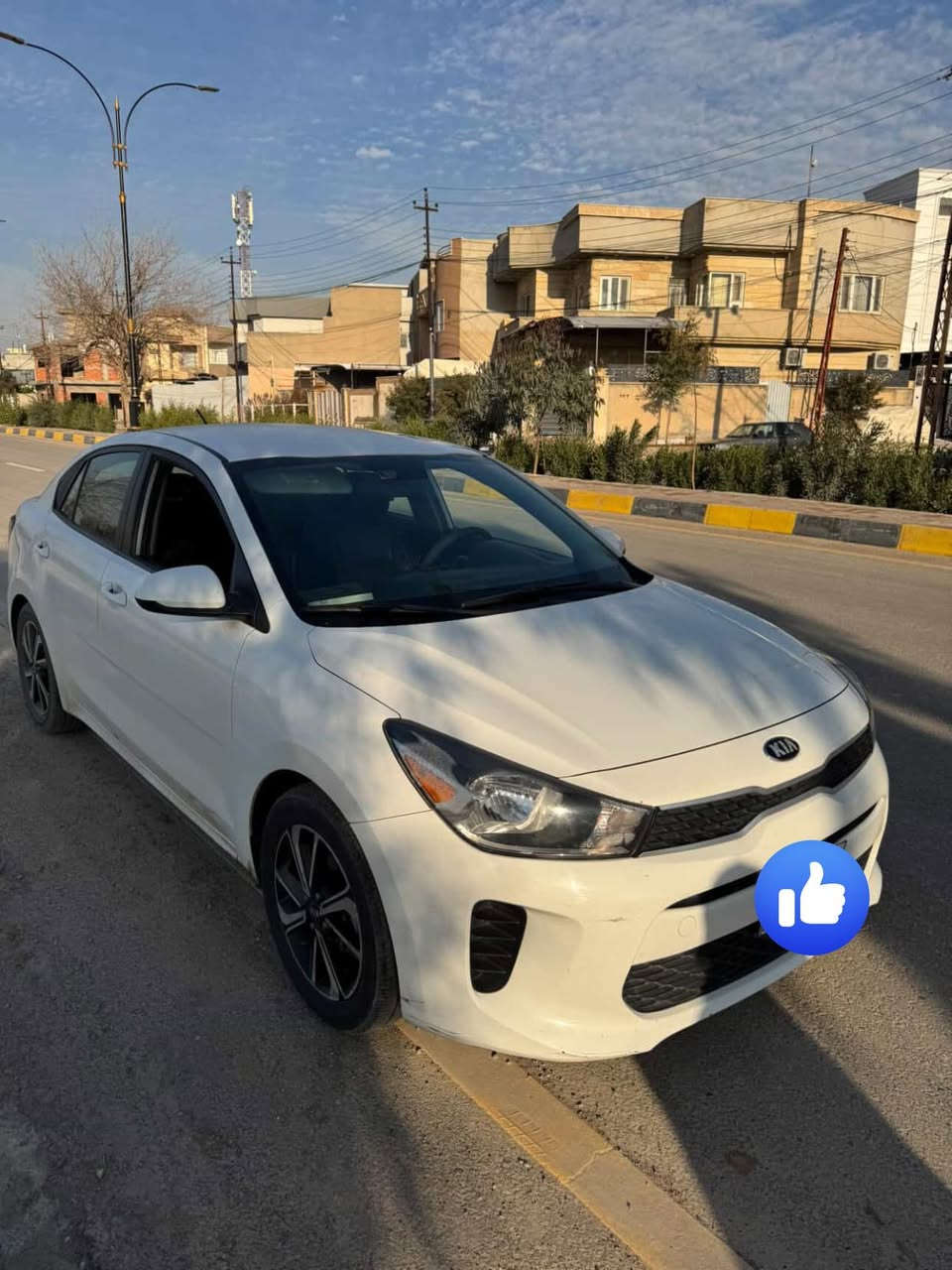 السلام عليكم 
ريو ٢٠١٩ رقم نينوى لون ابيض 
محرك gdi 
ماشيه ٨٢ مايل  
سياره نظيفه وجديده مابيها نقص 
طخم جديد داخل نظيف 
ضررها جاملغ الخلف من جهه السايق وشويه من صندوق وموضح بسونار بدون شواصي
السعر ١١٨ $وبيها مجال
***********
