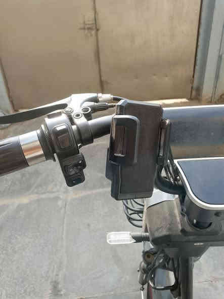 بايسكل شحن يشتغل عن بعد و يشتغل عن تريق كارت ويشتغل سويج و بي بلوتوث و بي قاعده مال موبايل وبي مكان مال شحن  سرعته 99 يرادله بايدام بس اني شتربته 475واريد ابيعه 300 مستعجل
مكاني كربلاء باب طويريج قرب فرن صمون فرات  
هاذا رقمي ***********
