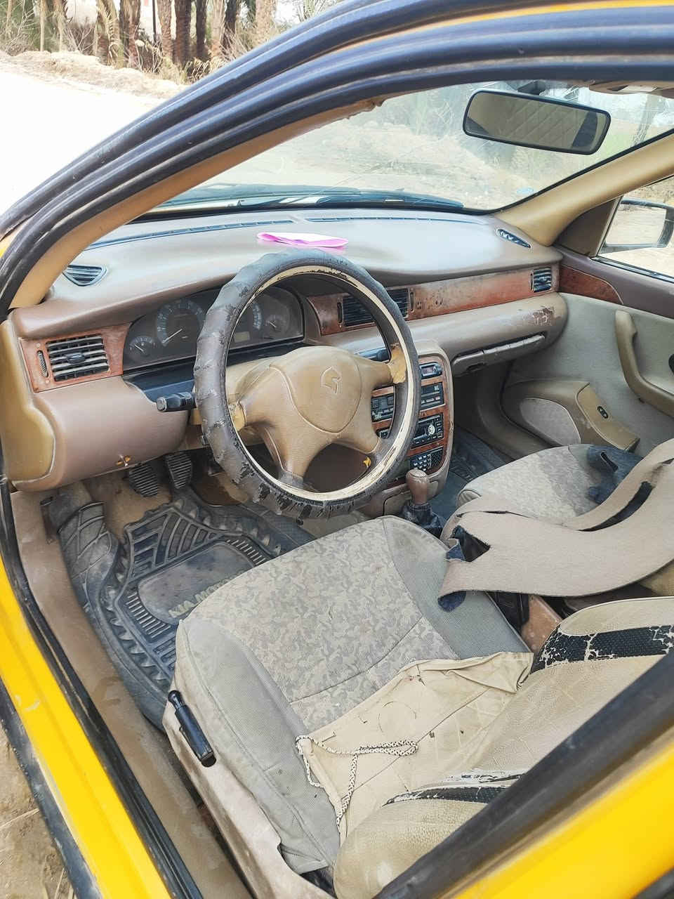 سلام عليكم
سمند للبيع 
مديل 2010
رقم بابل مداور ثاني يوم 
مكينه وكير مكفولات 
حداديه تخم تاير دواخل حلوه 
كهربائيات كله شغاله 
لايت زنون عالي 
العنوان ديوانيه قضاء غماس 
السعر 23وبيه مجال 
مصفره هيه وغرامات 
الهاتف ***********
***********
