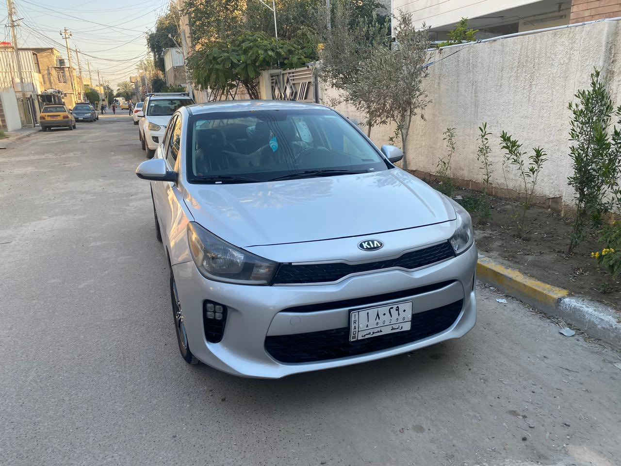 كيا ريو
موديل 19امريكي حادثة عكس سايق
سيارة كاملة وباسمي 
مكانها بغداد اليرموك 
السعر ١١٢
للاستفسار ***********
