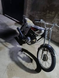 موديل ١٨ • مكينة ٥ كير • للبيع