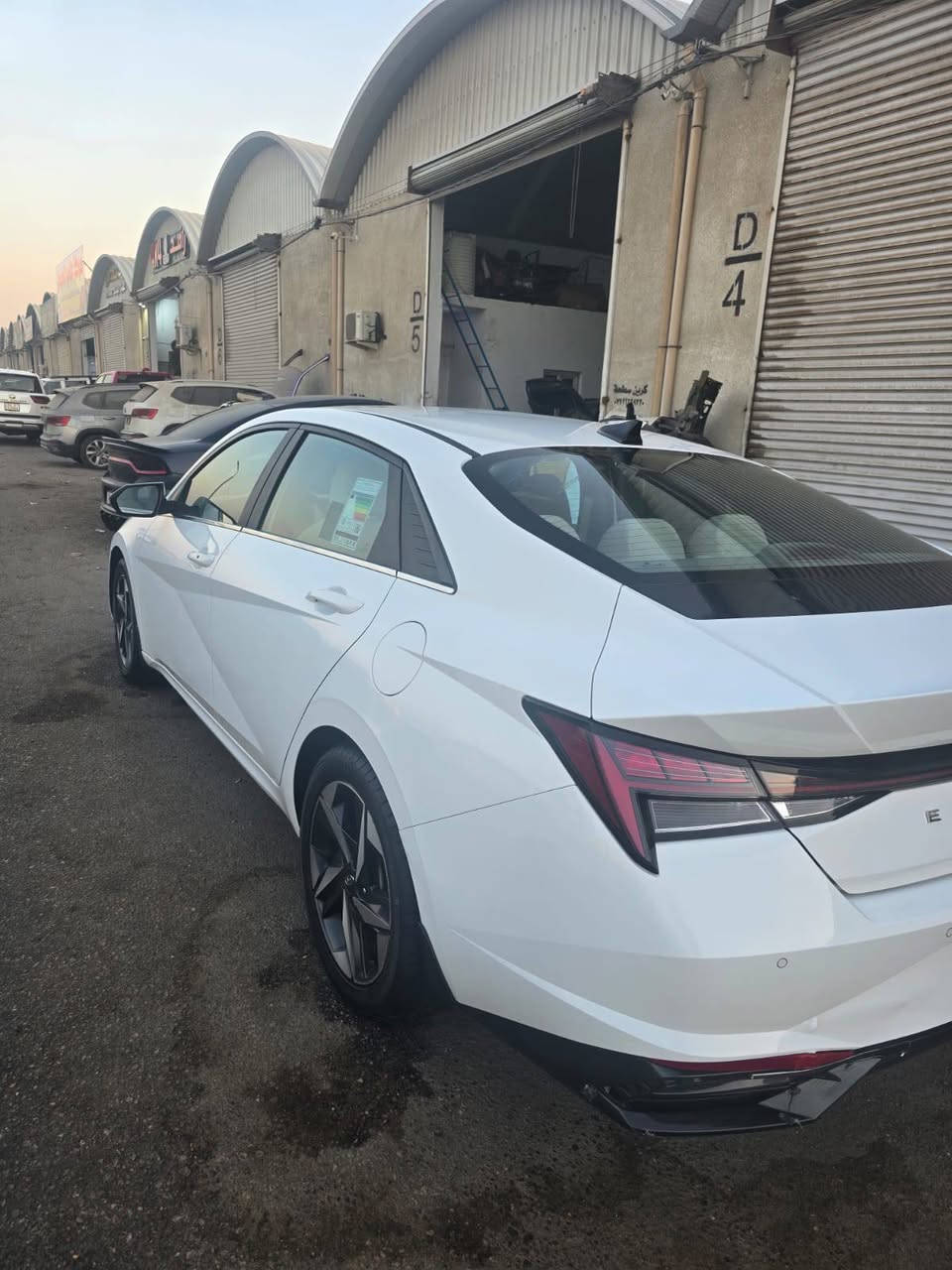 مكلف بالنشر
 الانتره مديل 2023 
كفاله ماعده بارد بسيط بالمدكر الخلفي صفحه اليمنه مايبيين 
محرك 1600
مال اقصاد البسمه السنوه بالحله حاظر للوكاله 
للاستفسار رقم راعي السياره 
*********** البصرة, العراق
