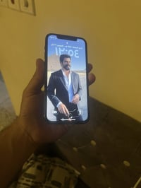 نطيحه 12 برو حجم الصغير برو ذاكره 128 بطاريه 75  مبدل شاشه جديده لا تش...