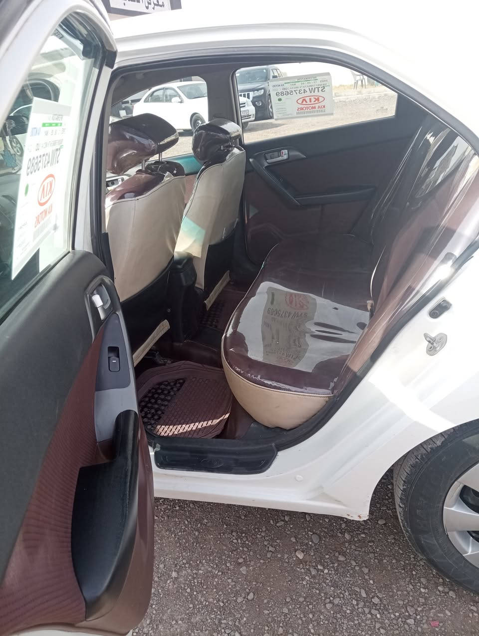 للبيع كيا سيراتو 2011 – أبيض

السيارة بدون ضرر
الداخل لونين 
 صبُق دوسات فقط  نص فول
المحرك والكير شرط 
تخم تاير صدر جديد أمامي وخلفي
التدفئة والتبريد: شغال 
كهربائيات الكل  شغالة 
شرط التحويل
📞 للتواصل: [***********]
