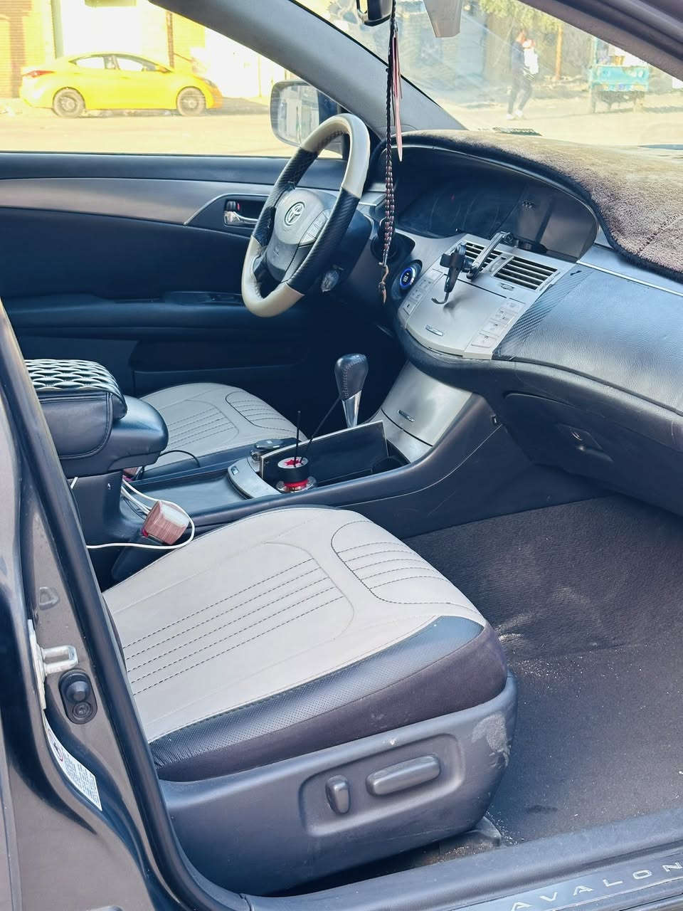 اسلام عليكم 
افلون 2008 للبيع أو مراوس حسب القناعه
سياره خير من الله حلوه 
تبريد تدفئه 
حدايديه مكينه كير كله مكفول 
رقم سليمانيه 
مكان سياره بغداد 
معروضه 130 وبيه مجال 
والضرر موضح بلصور وسونار
رقم ***********
