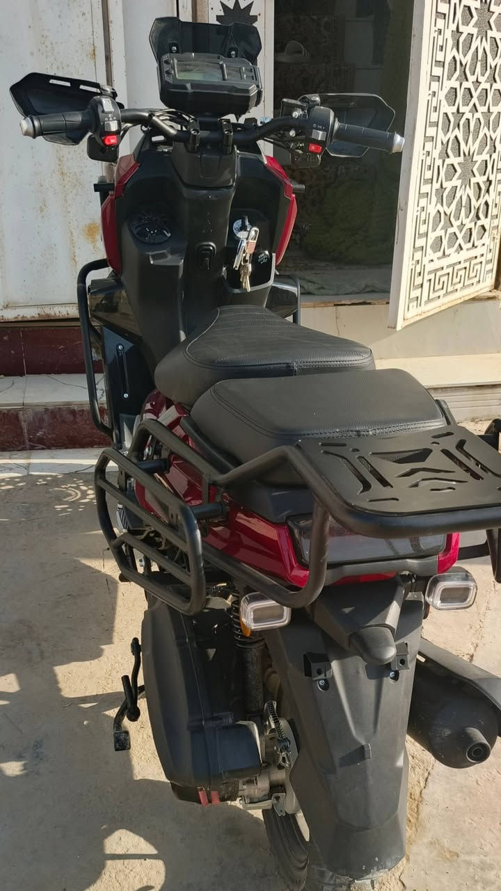 السلام عليكم ..
مكلف بل نشر .....
بيع او مراوس  دراجه جديده 
العنوان ..الديوانيه .
التواصل ..‏‪***********‬‏
