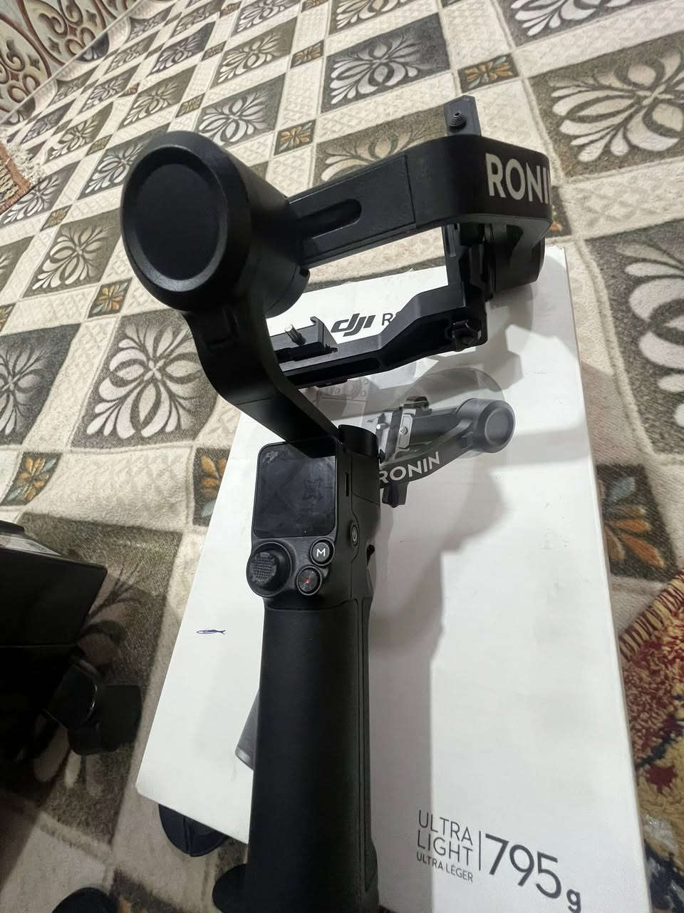 بدي نيكون Z6ll شترها 9k بدي جديد مكفول من لزلغ كارتون وجميع ملحقاته  سعرها 1550وبيها مجال شي قليل 

ادبتر Z مارك 2 جديد كارتون 200الف

رونين دجاي 3 مني 325وبيه مجال قليل 

عدسه 150-600رياضي 950الف

عدسه 50 ملم نيكون 250الف

 رقمي بيه وتساب ***********
مكاني بصره يوجود توصيل
