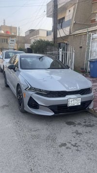 K5 2023 جي تي لاين فول مواصفات  جلد احمر داخل  بنرما  بصمه  محرك 1600 ...