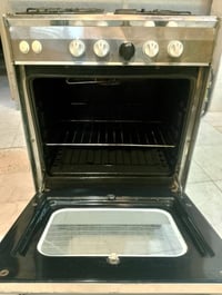 طباخ 4عيون • شغال • نضيف