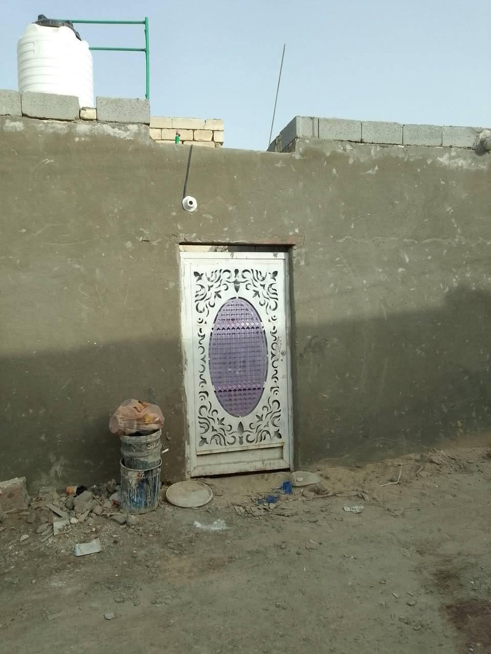 بيت للبيع 
مكون من صحيات مطبخ ديوانيه صاله غرفتين 
مجهز كهرباء وماي الستفسار خاص 
عنوان حاوي العباس قرب اسواق السجاد


**إذا كنت صاحب هذا الإعلان وتريد حذفه لأي سبب، رجاءا أرسل رسالة إلى الدعم الفني**