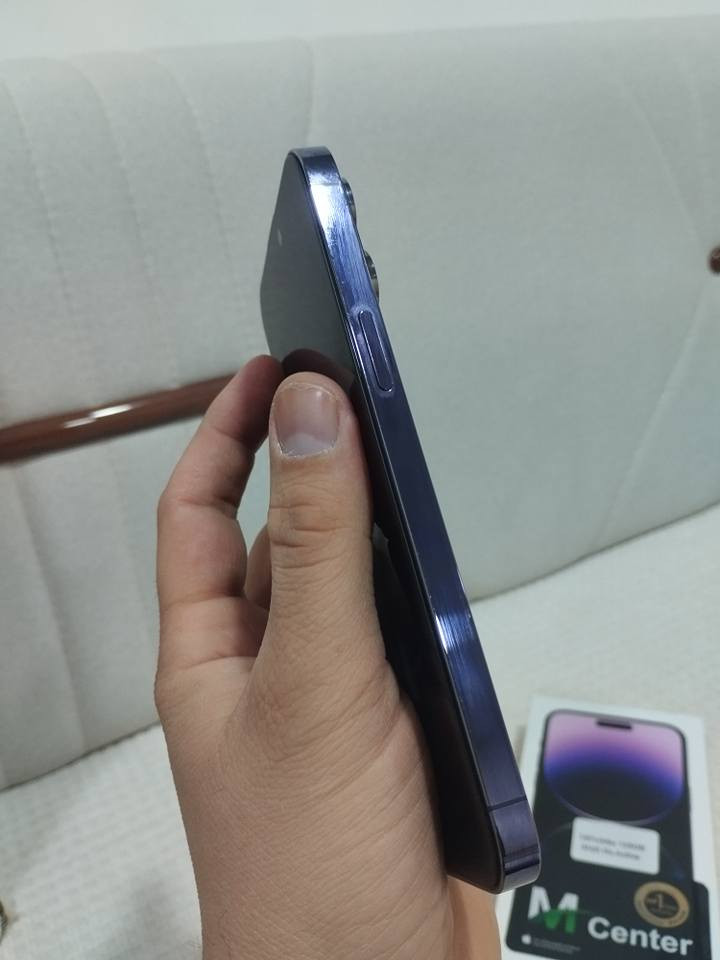 ئایفۆن 14 پڕۆماکس ✋
128گێگا1سیم+esim پاتری 83 نەکراوەیە بێ عەیب و دەستکاری نەکراوە بەزەمانی هەمووشتێک ، کارتۆنی بیلادی ماوە و 98% ڕێژەی خاوێنیەتی ، قفڵی 510 دۆلار $ بێ معامەلە سلێمانی گەیاندنم نیە .. السليمانية, العراق


**إذا كنت صاحب هذا الإعلان وتريد حذفه لأي سبب، رجاءا أرسل رسالة إلى الدعم الفني**