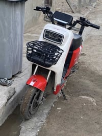 للبيع r9ABcسعره 400 وبيه مجال مكان بغداد بياع 07711986128