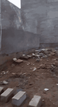 هيكل للبيع ١٧٠ متر الموقع الخالص مدخل نهر تعيلب على جهة اليمين عيون القنطرة زراعي سند ٢٥ للاستفسار اتصل على الرقم *********** تحياتي للجميع
