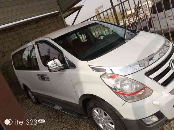 ستاركس 2016 مسكر محور وجة جديد سيارة كفالة عامة *********** بيهة بخات صبغ قليلة بلباب. والجنطة سيارة مكفولة من كلشي
