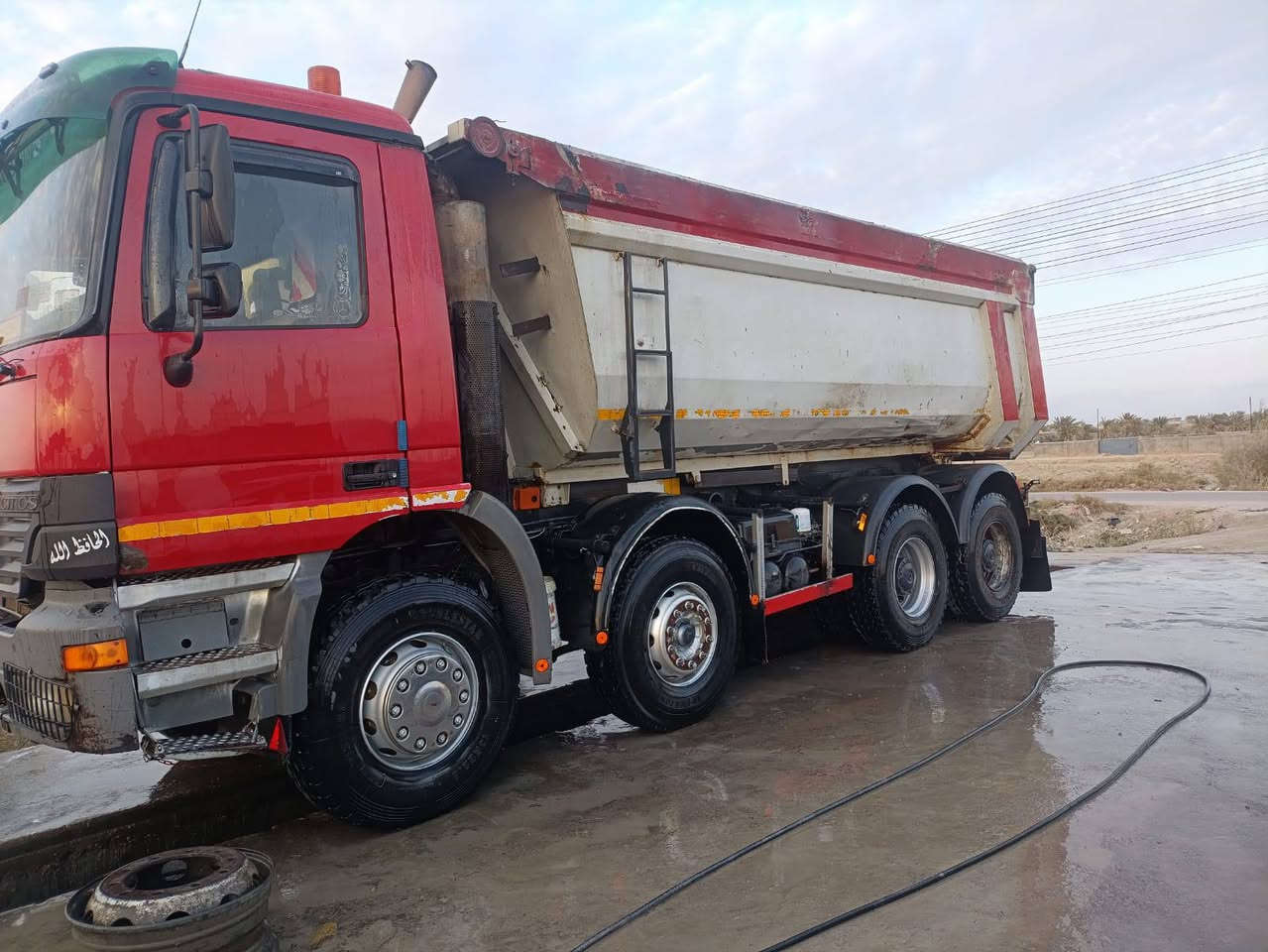 سلام عليكم... اكتروز لبيع مديل 2003 بمديله شمعه موصفات دمعه كير 240
الحجم 41 43 تخم تاير مكفوله تحويل مباشر السياره بسمنه 
السعر 550 رقم مبايل ***********
