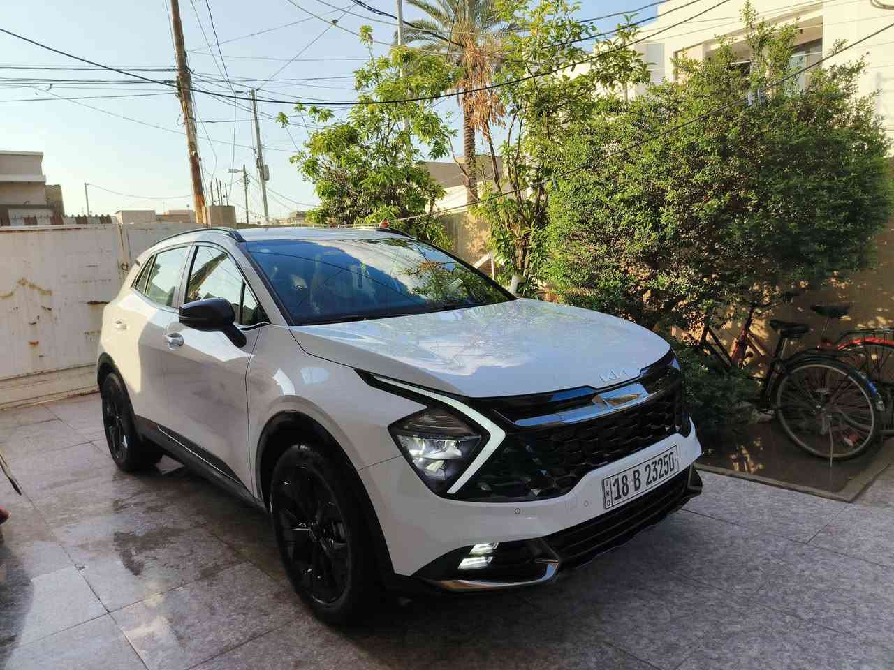 السلام عليكم سبورتاج 2025 زيرو بلاك اديشن كلها بلاك ويل الكبير اسود لامع رقم بابل الدولي كراسي كهرباء جنطه كهرباء شاشه كبيرة متصله تحكمات استيرن دبل لد امامي خلفي محرك 2000 دوش ضمان الدوليه خمس سنوات أربع دبديلات دهن مجاني 
داخل جلد داخل ٣ الالوان شباك بيانو بلاك هندبريك بصمه ٤ انضمه قيادة نورمال وايكو واسبورت مانع للانزلاق اوتو هولد مانع المنحدرات تدفئة كراسي + تدفئة استيرن 
236 وبيهاااا ومجال
الاستفسار 
***********
