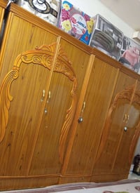 غرفة خشب • المشخاب • قابلة تفاوض